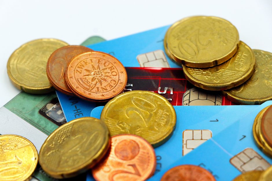 Revolut Becomes a Full UK Bank: 13 Million Customers Get FSCS Protection as Neobank Era Enters Regulated Phase