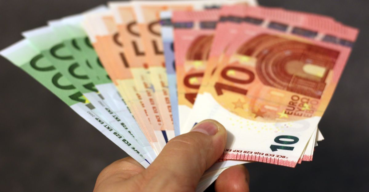 Cash Still Beats Digital Payments for Euro Firms