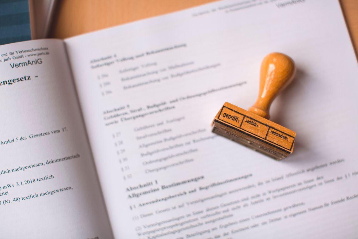 US and UK Regulators Now Write Crypto Rules Around Custody